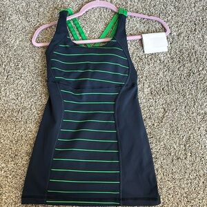 Women’s TANK TOP LULULEMON NWOT